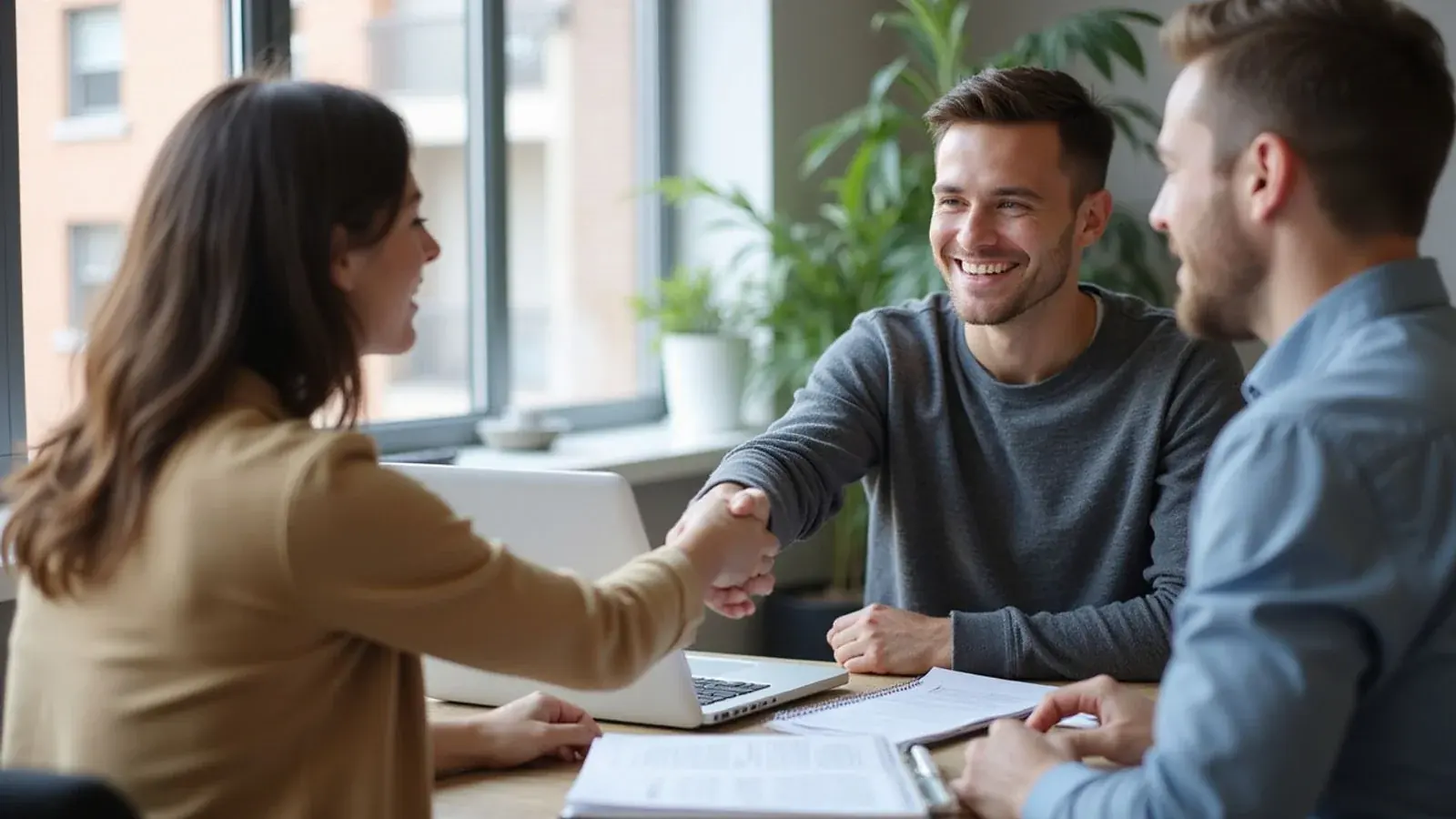 Illustration of a renter shaking hands with an apartment locator